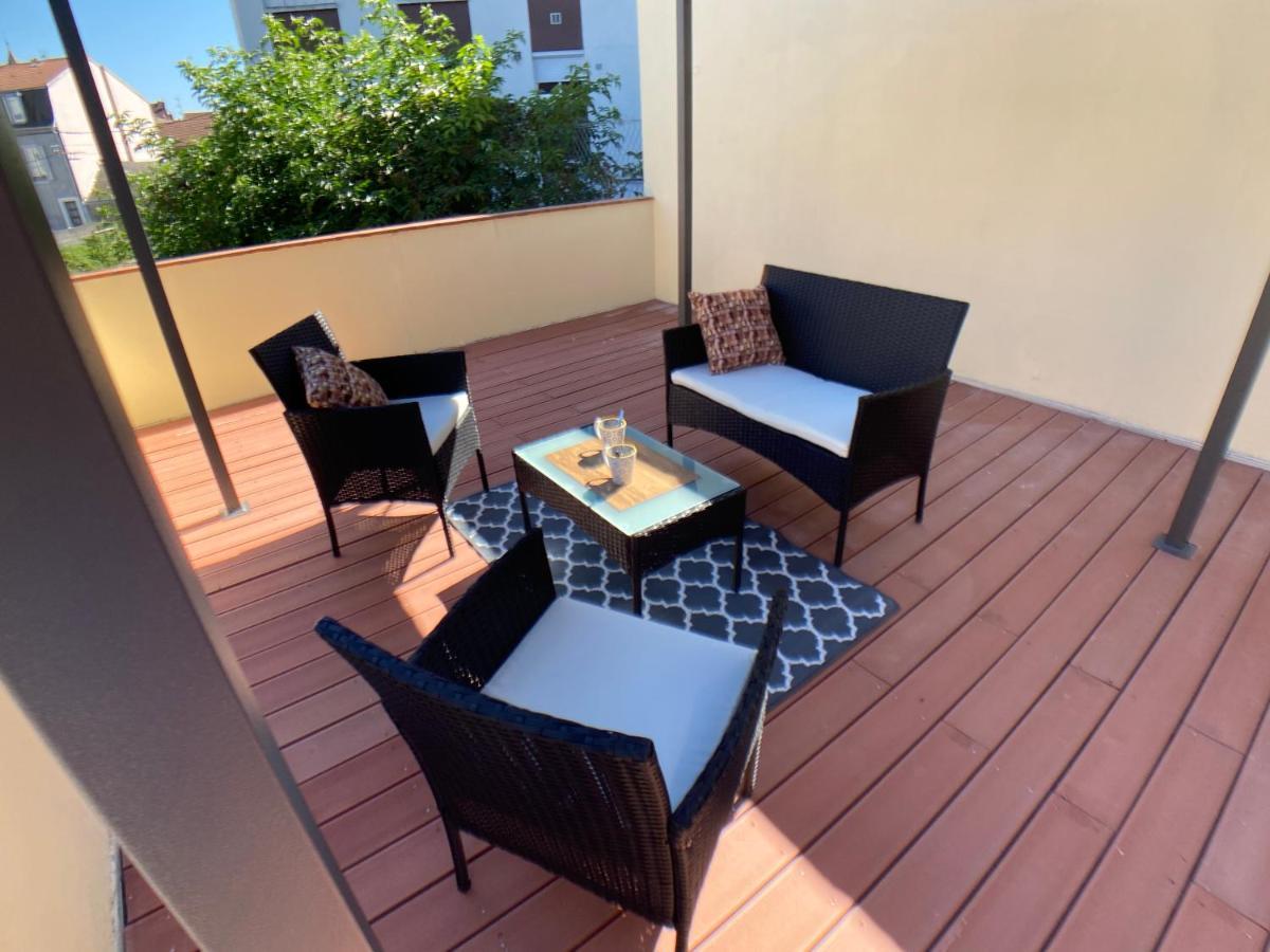 Studio Climatise Et Grande Terrasse Tarbes Centre Exterior foto